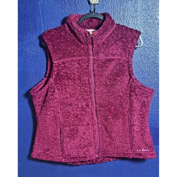 L.L. Bean Jackets & Blazers - L.L. Bean Vest Full Zip Plush Burgundy Women's Size XL Zippered Pockets Casual